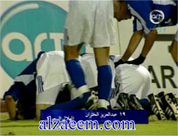 نقره لتكبير أو تصغير الصورة ونقرتين لعرض الصورة في صفحة مستقلة بحجمها الطبيعي